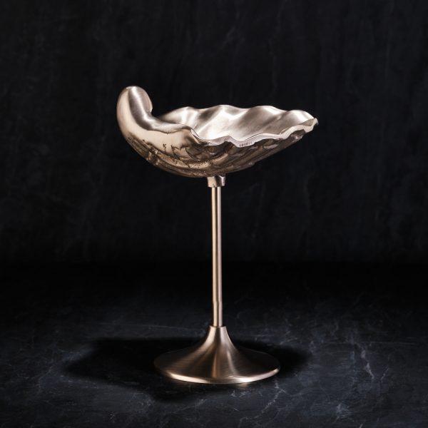 Brass nuts coupe